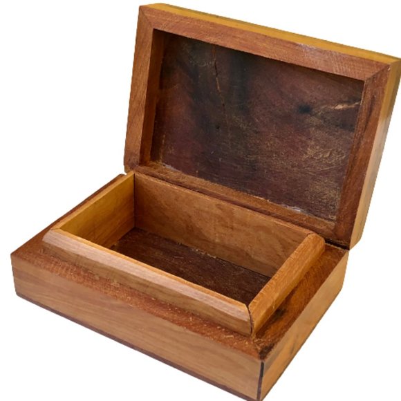 Vintage Wood Hinged Box with Lid + 2 Hand Carved Kitty Cats Middle East - Picture 10 of 15